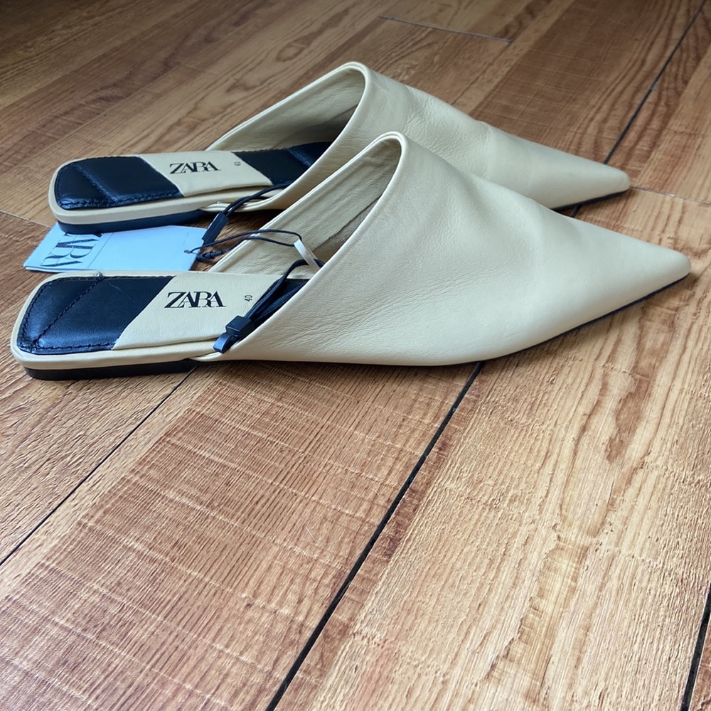 ZARA FLATS